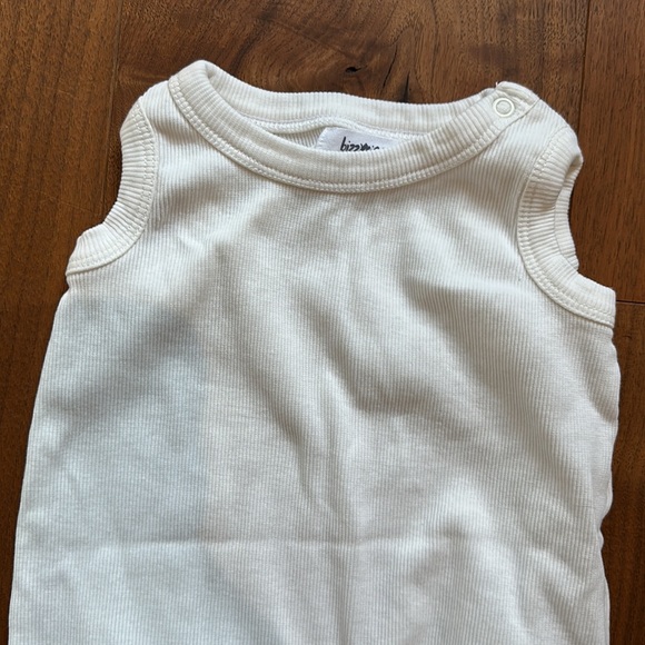 Bizz x Siss Logan Playsuit, Baby Ribbed White Romper 0-3 months NWOT - Picture 3 of 4